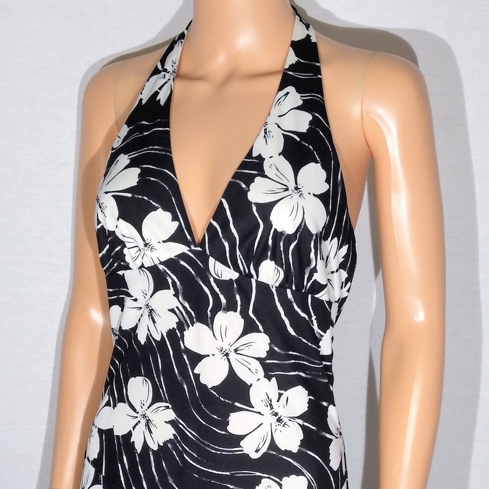 Hipnotix: Cute Floral High/Low Halter Dress (M)